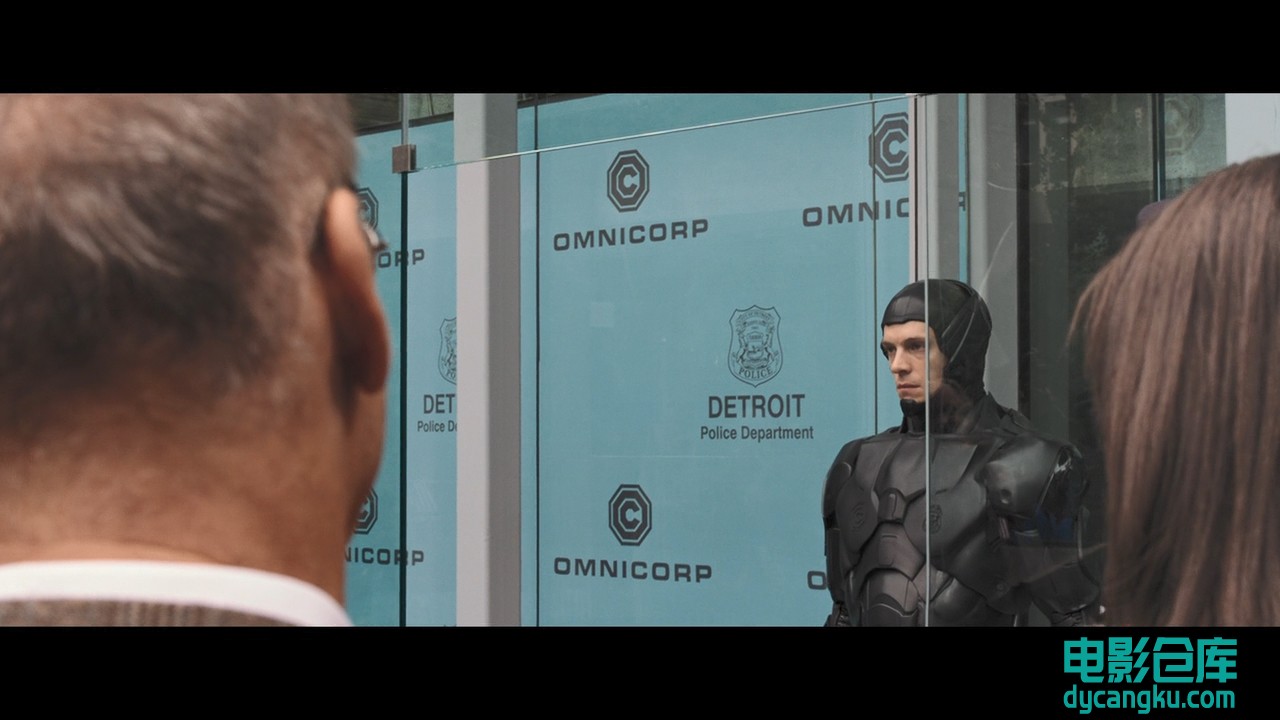 [电影仓库dycangku.com]机械战警4.RoboCop.2014.BD720P.国英双语.中英双字.mkv_snapsh.jpg