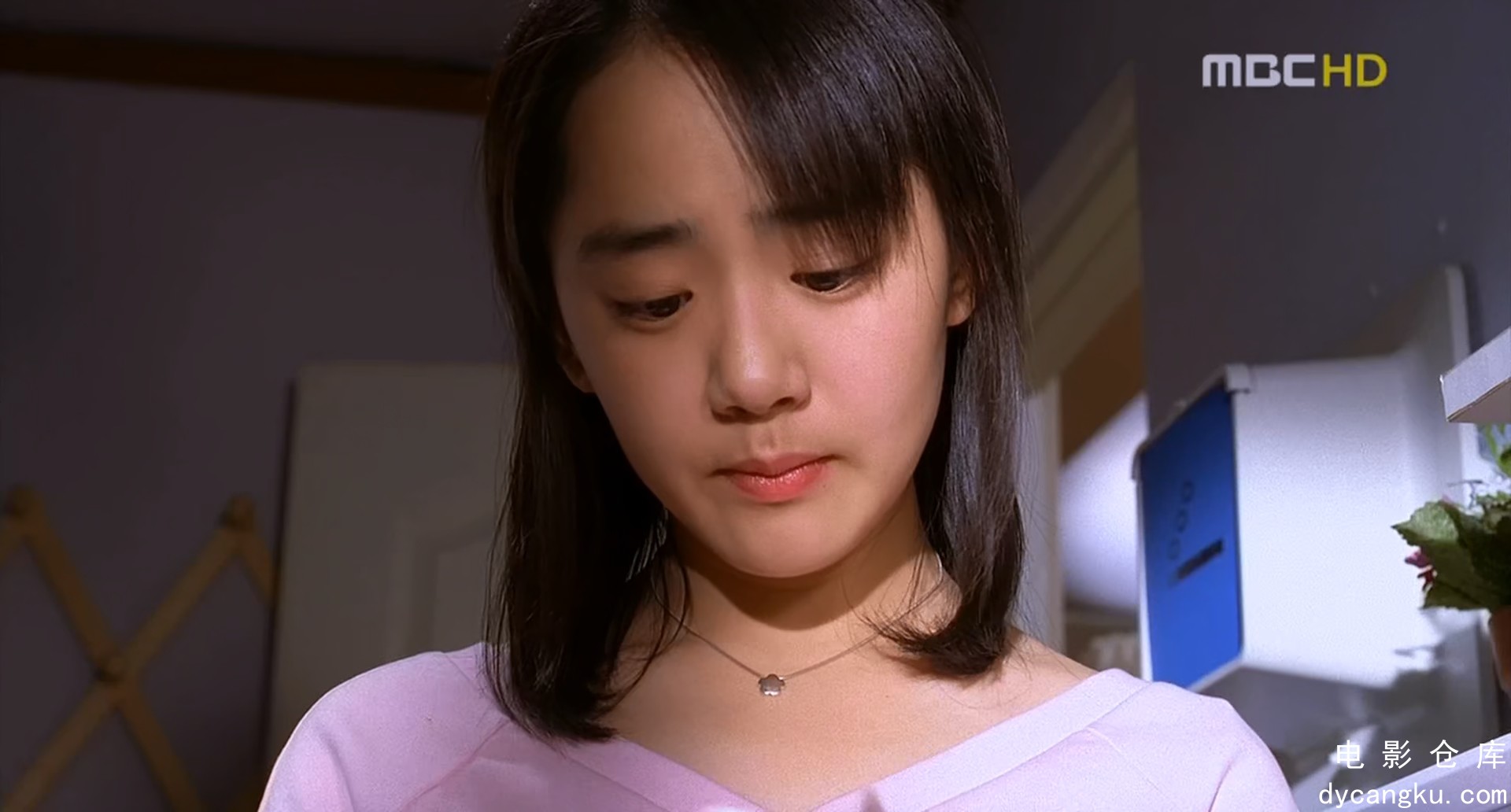 [电影仓库dycangku.com]我的小小新娘.My.Little.Bride.2004.1080p.10bit.x265.HEVC.AC.jpg