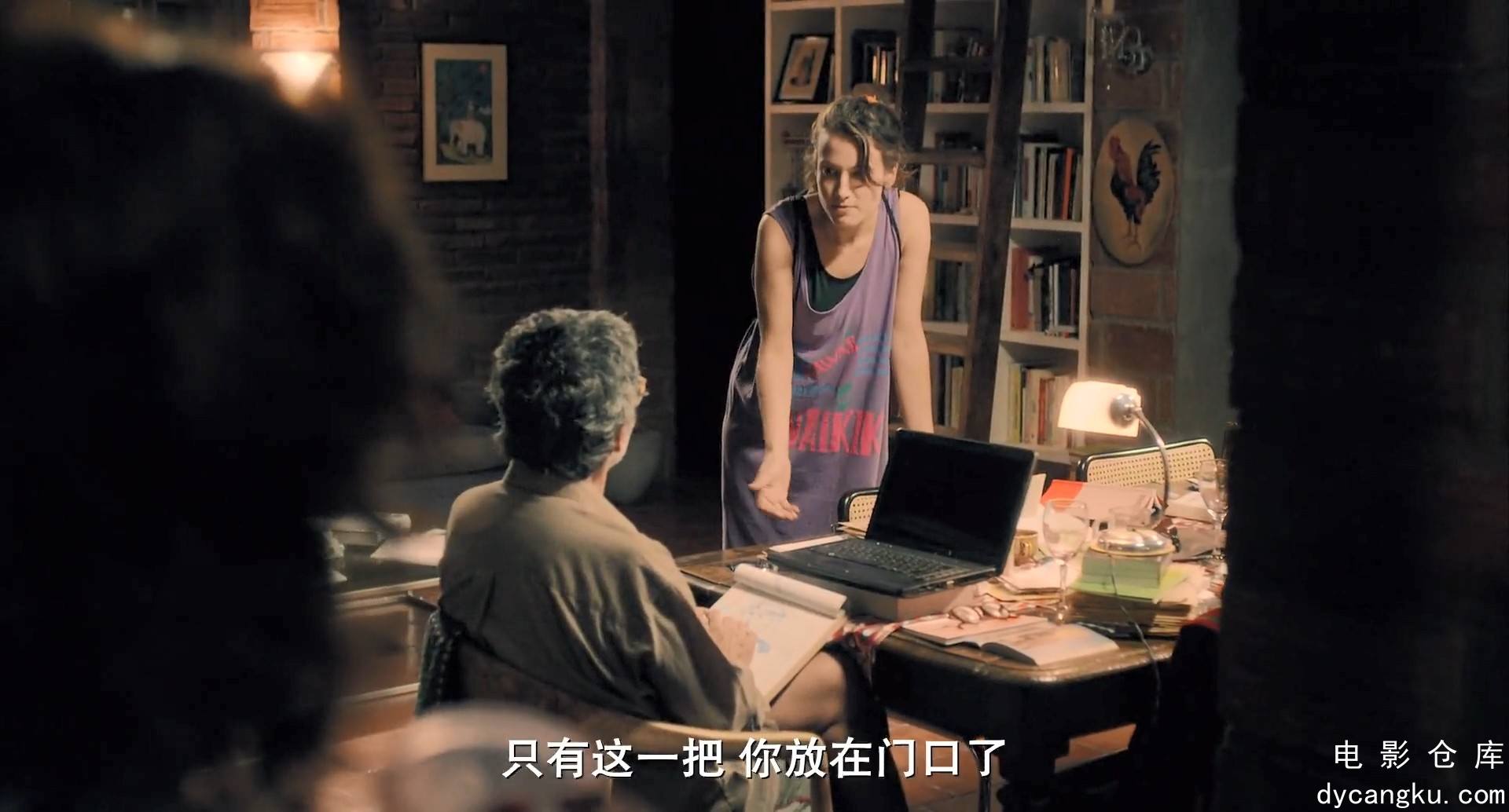 [电影仓库dycangku.com]不甜马丁娜.Dry.Martina.2019.HD1080P.X264.AAC.中英双字.mp4_.jpg