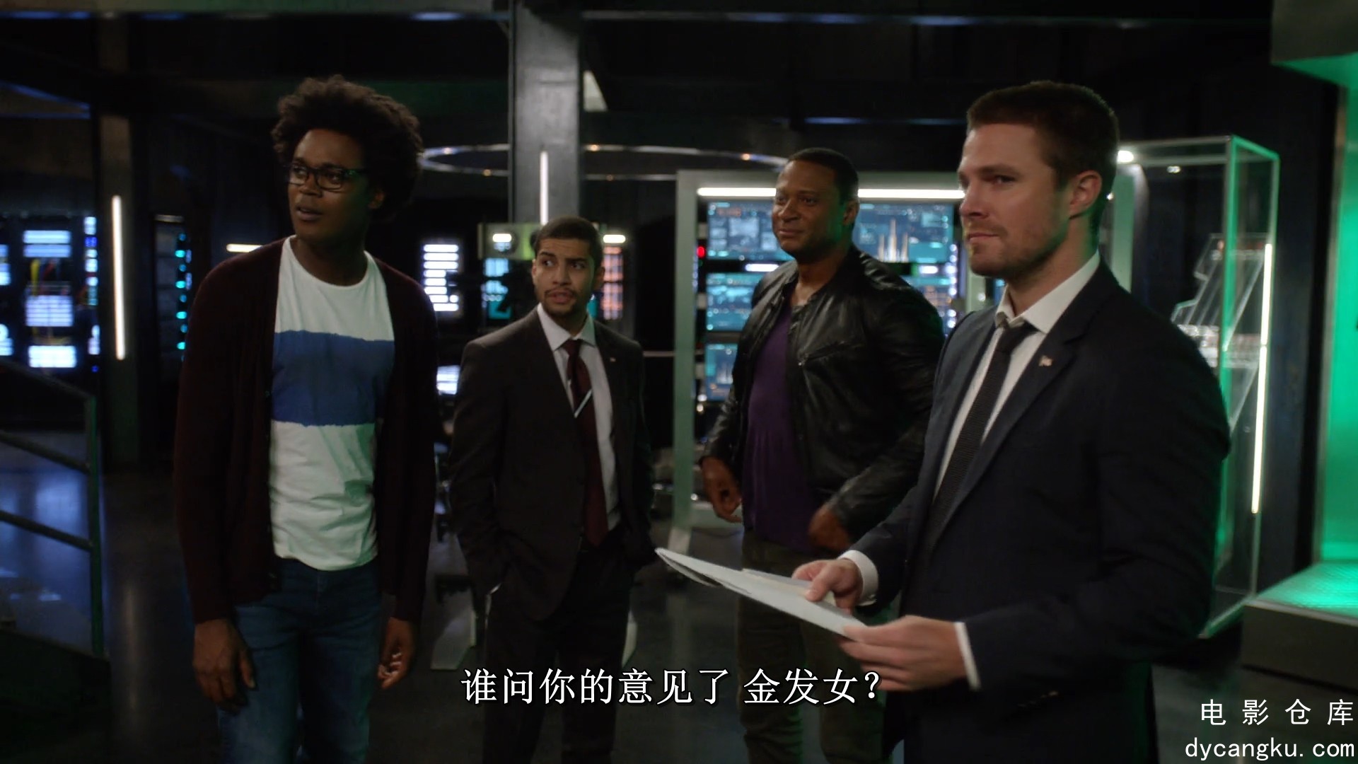 [电影仓库dycangku.com]Arrow.S06E01.The.Fallout.1080p.NF.WEB-DL.DDP.5.1.H.264.mkv.jpg