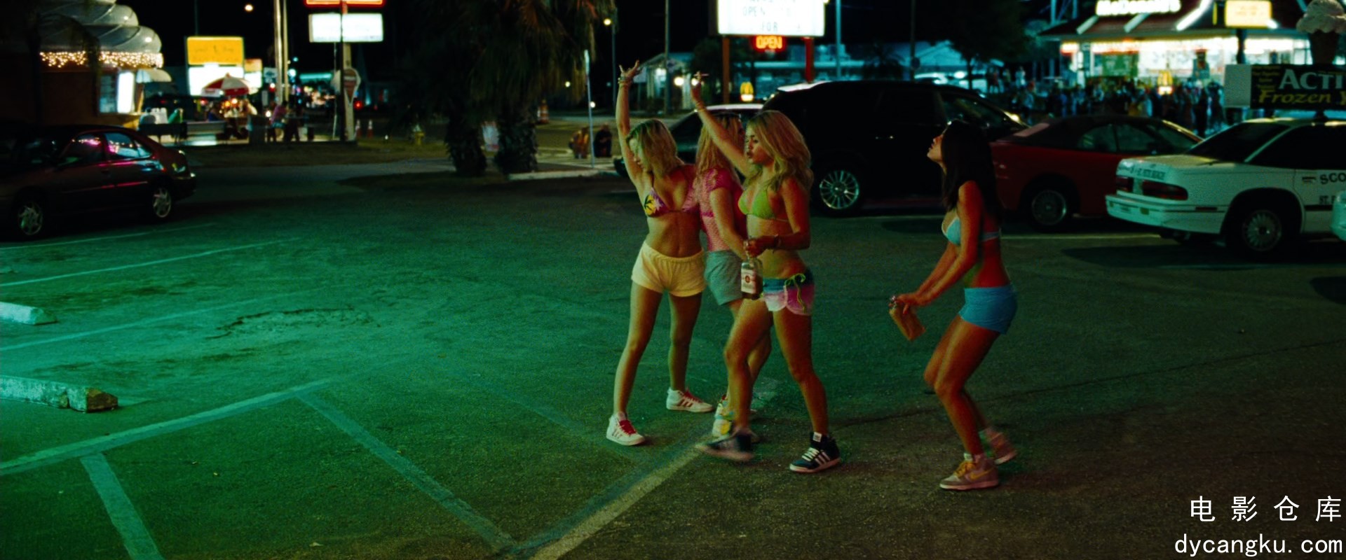 [电影仓库dycangku.com]Spring.Breakers.2012.1080p.BluRay.x265.10bit.DTS.mkv_snaps.jpg