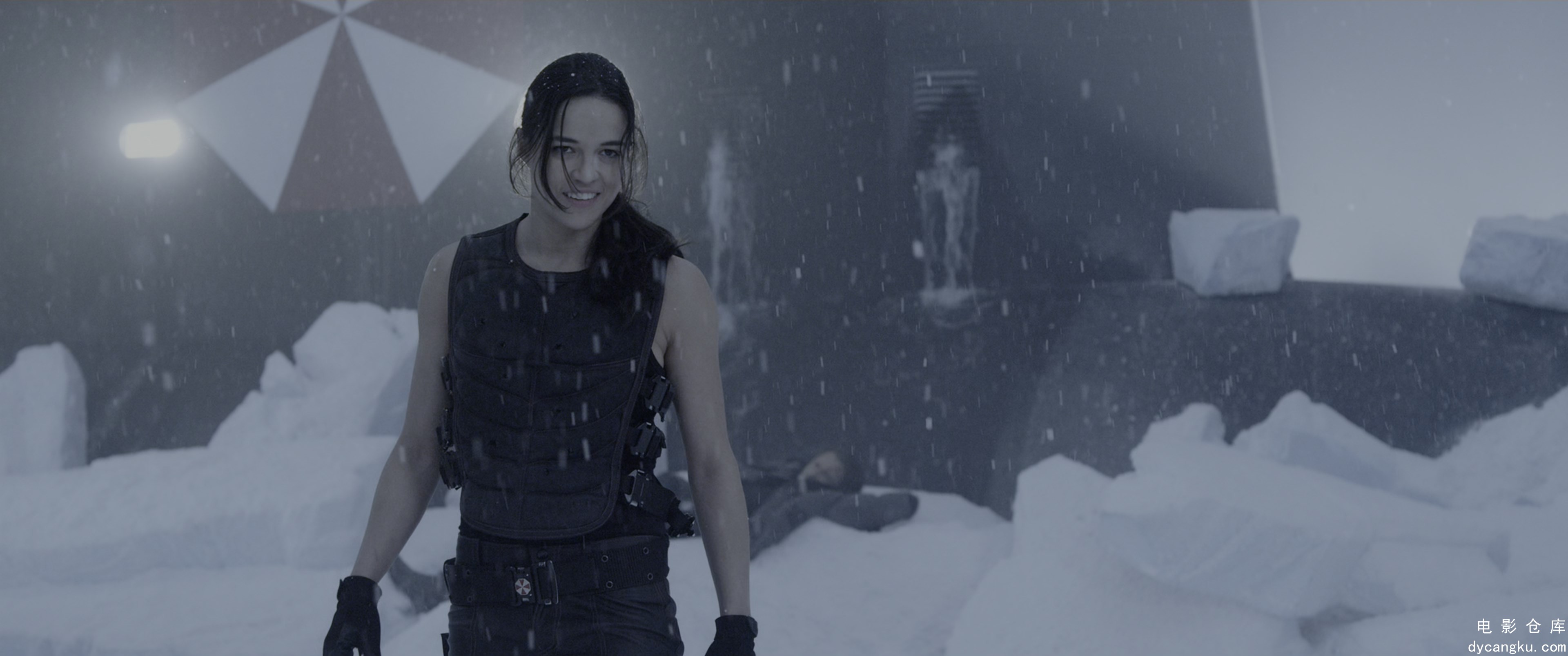 [电影仓库dycangku.com]生化危机5：惩罚 Resident Evil：Retribution (2012).mkv_snap.jpg