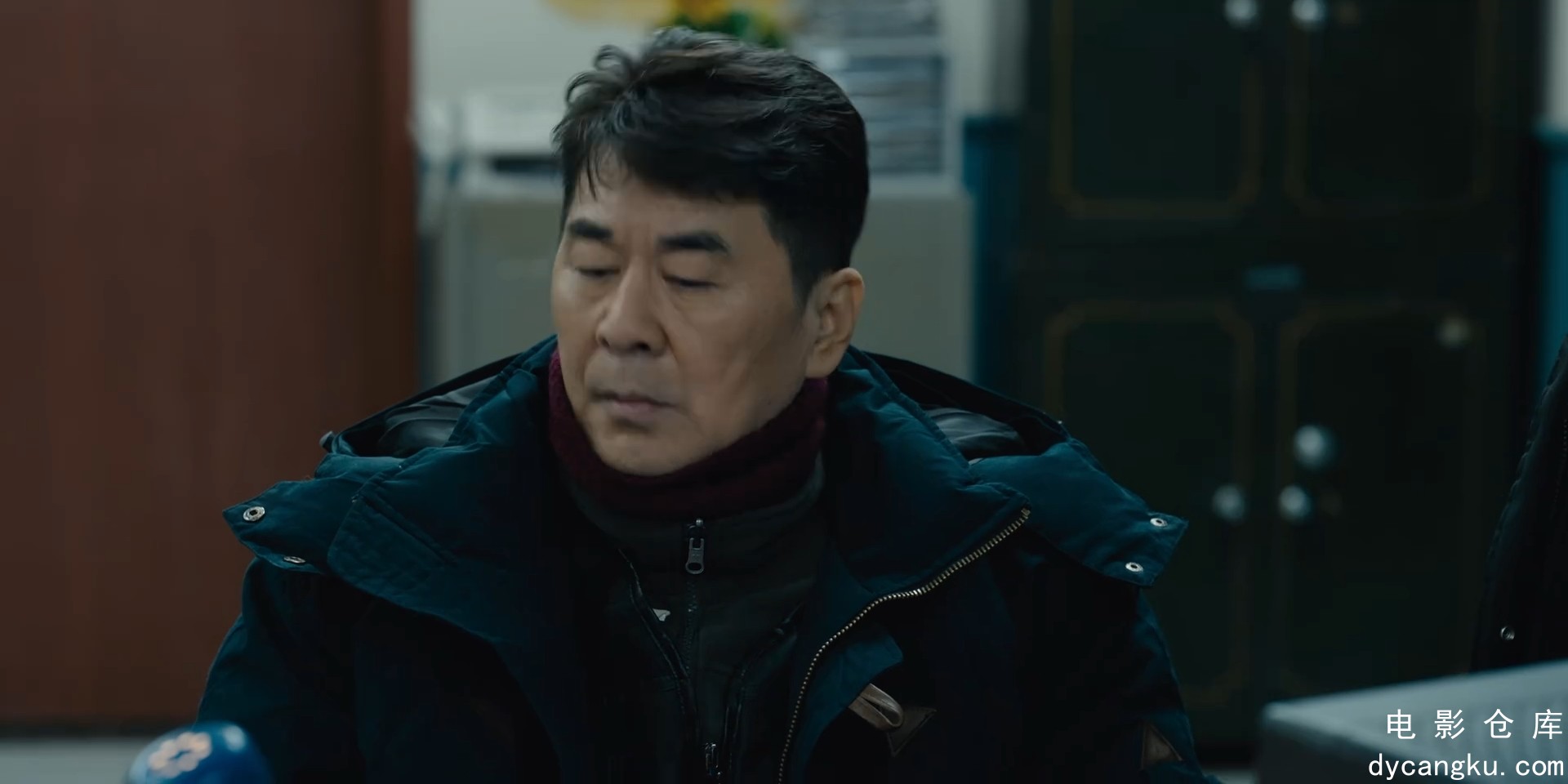 [电影仓库dycangku.com]黑土无言Frozen.Surface.2024.EP01.HD1080P.X264.AAC.Mandarin.jpg