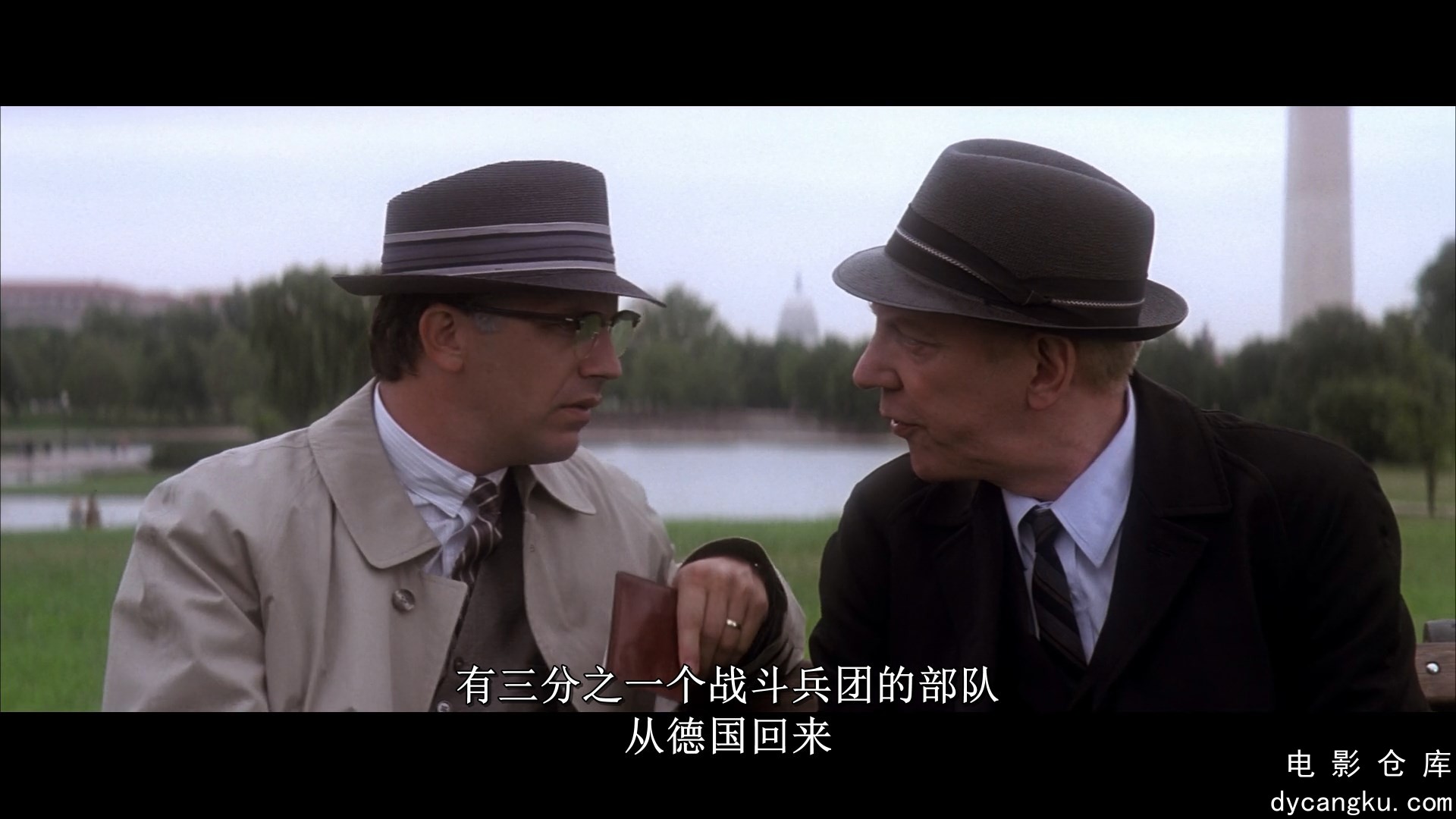 [电影仓库dycangku.com]刺杀肯尼迪.JFK.1991.1080p.WEB-DL.x264.DDP5.1.mkv_snapshot_.jpg