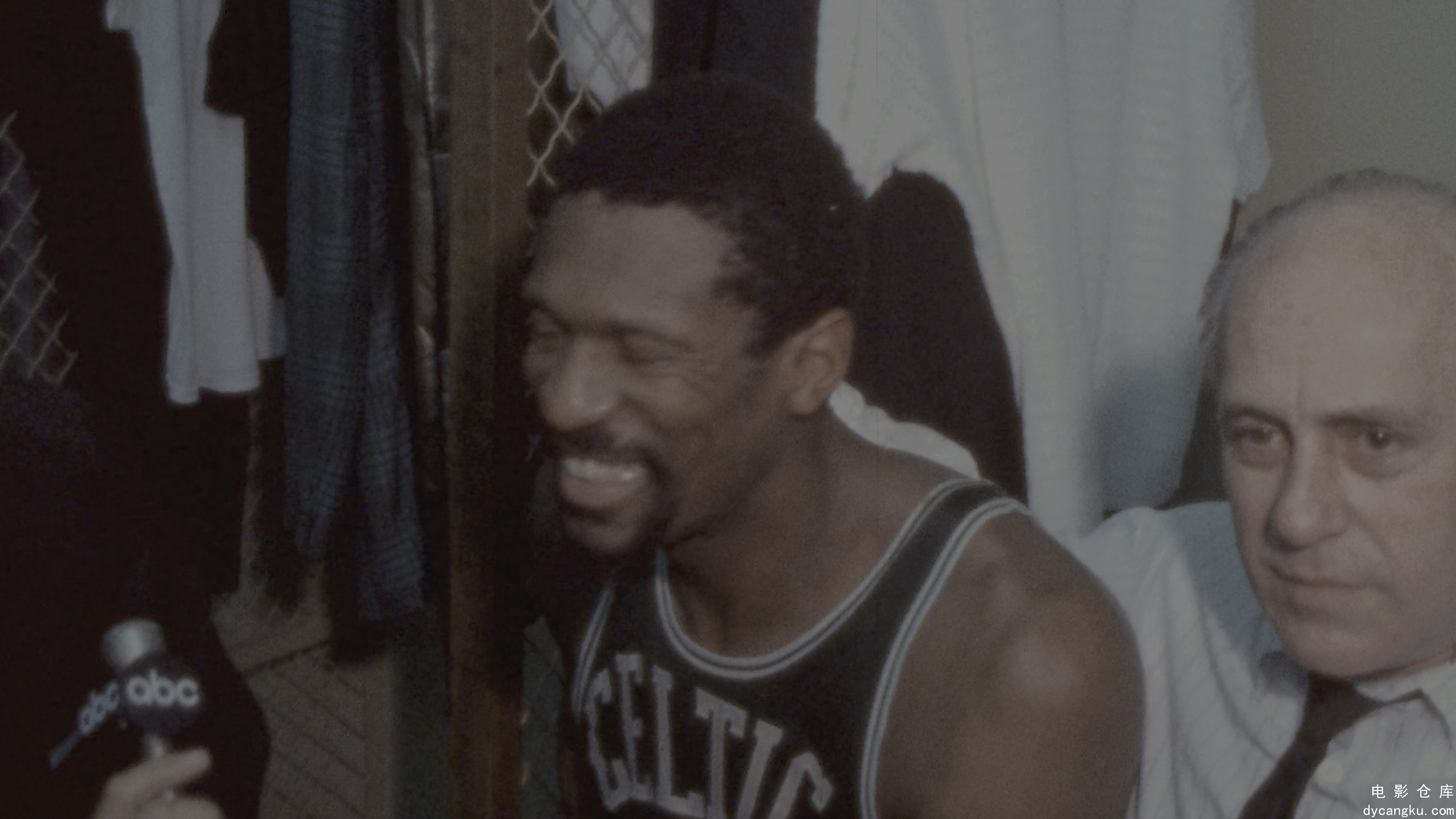 [电影仓库dycangku.com]Bill.Russell.-.Legend.2023.S01E02.2160p.NF.WEB-DL.Hybrid.H.jpg